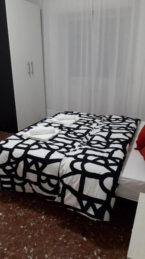 Centro Monti Tiburtini B&B Roma ภายนอก รูปภาพ