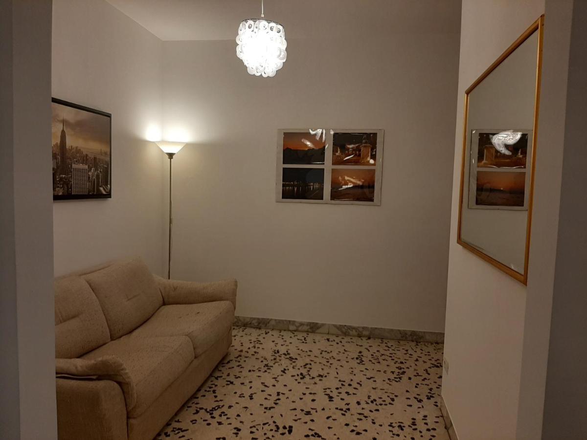 Centro Monti Tiburtini B&B Roma ภายนอก รูปภาพ