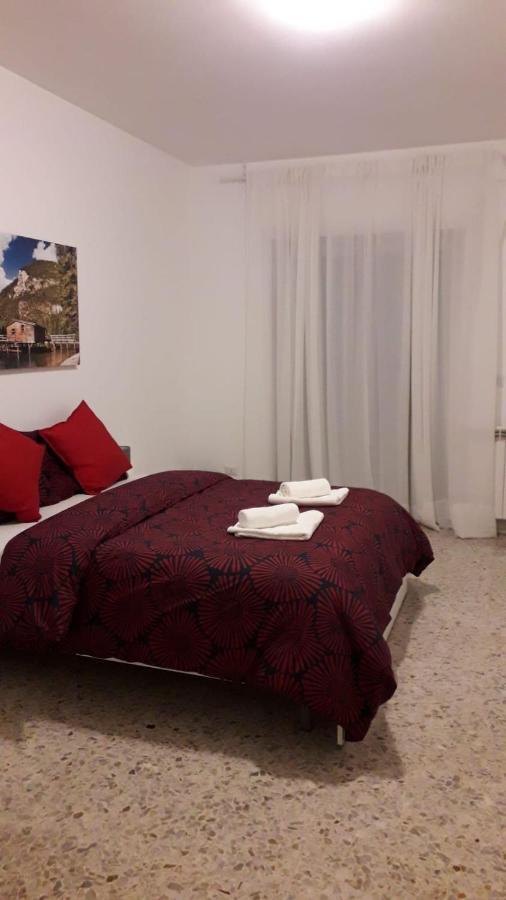 Centro Monti Tiburtini B&B Roma ภายนอก รูปภาพ